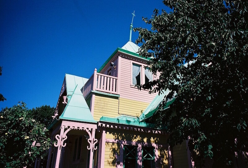 Villa Kunterbunt (Villakulla) von Pippi Langstrumpf steht im Original auf Gotland | © mare.photo