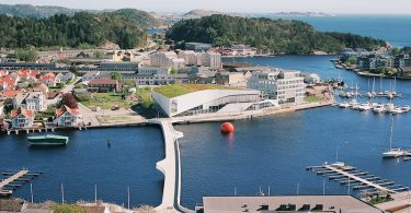 Mandal, Kodak Ektar, Leica M Elmarit 2.8 28 asph