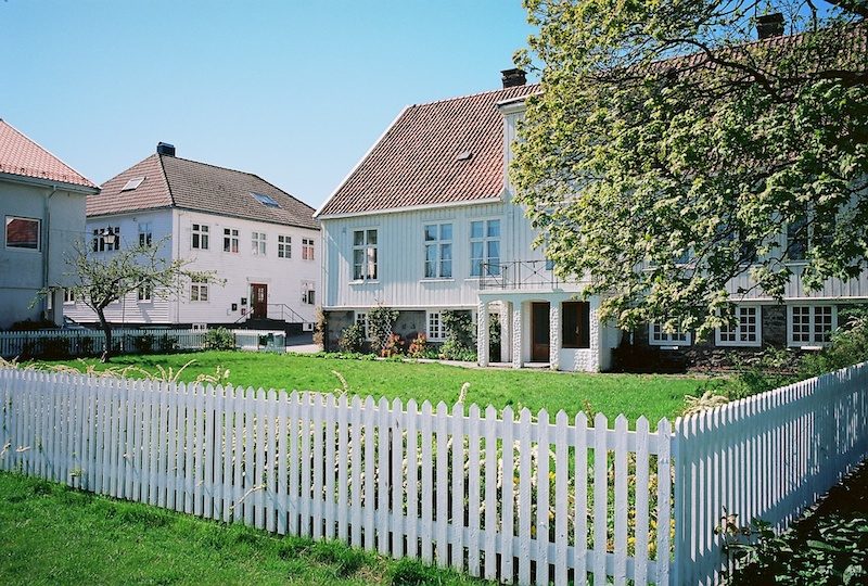 Mandal, Kodak Ektar, Leica M Elmarit 2.8 28 asph