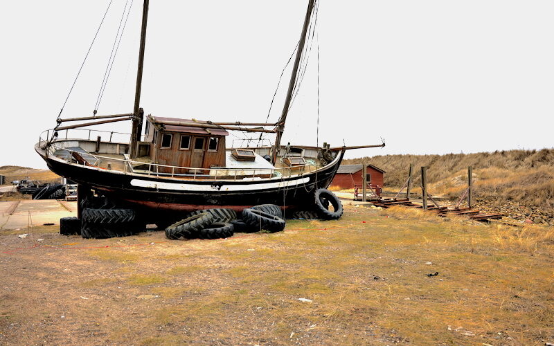 Altes Fischerboot in Thorsminde